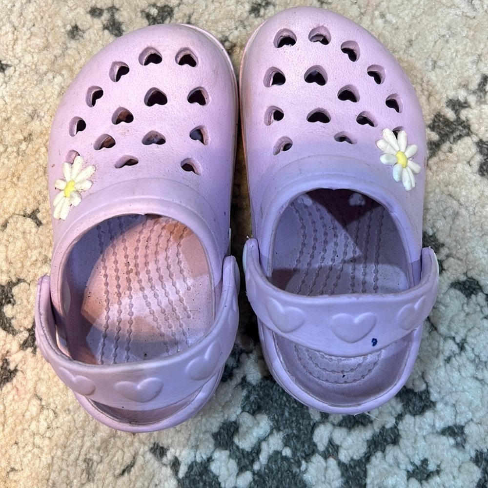 Color purple with little flower and hearts crocs